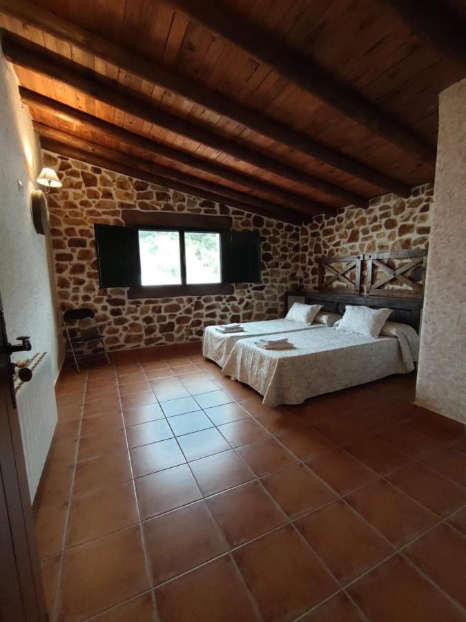 Casa Rural La Carriona Segura de León Kültér fotó