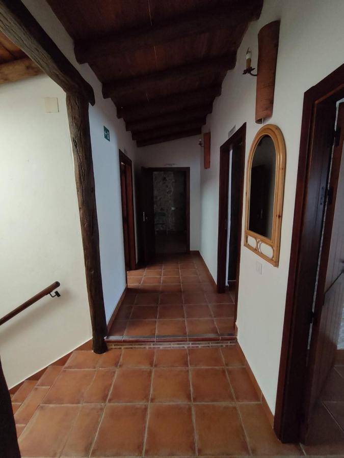 Casa Rural La Carriona Segura de León Kültér fotó